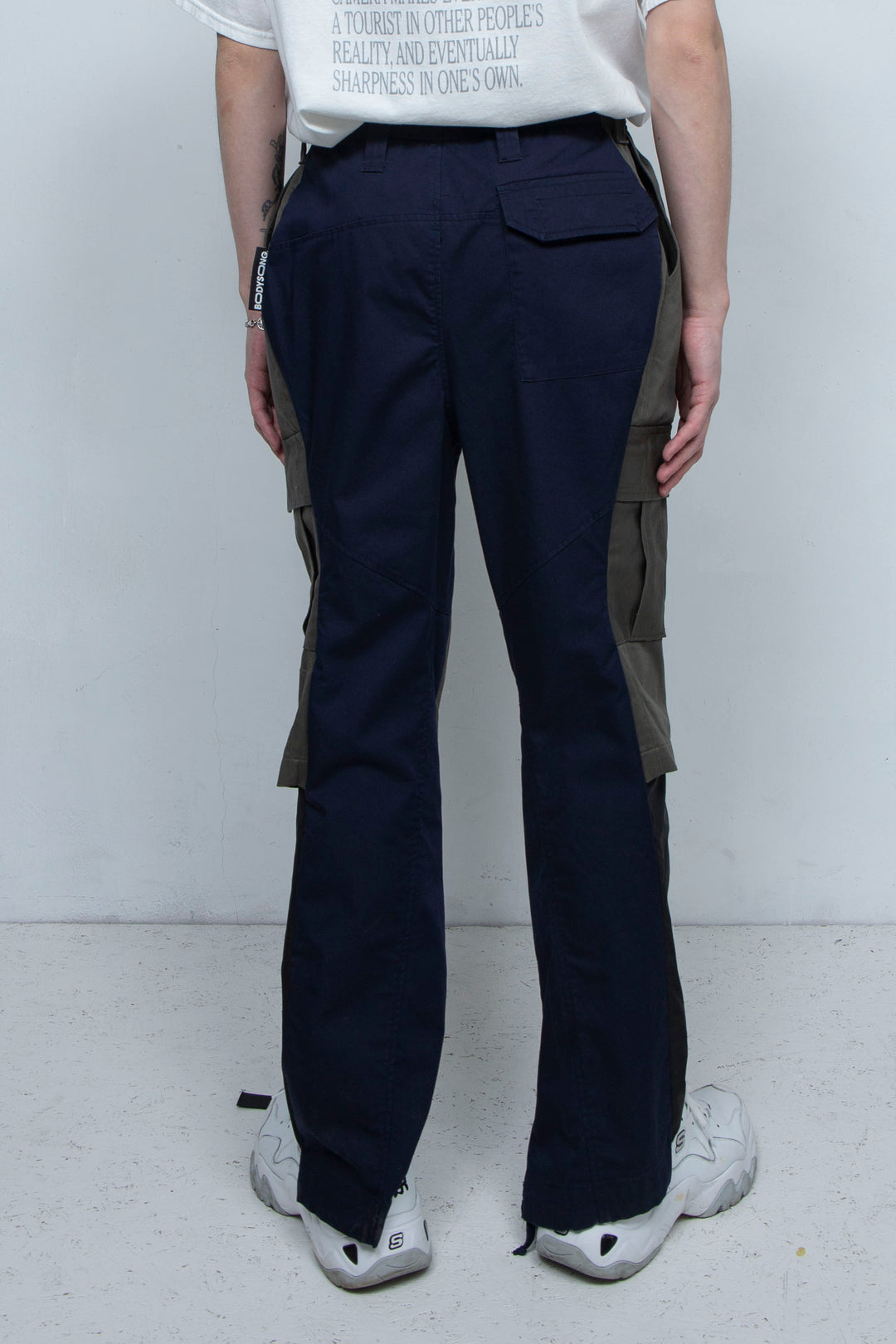 REMILHALF-CAEGO-FRONT KHAKI