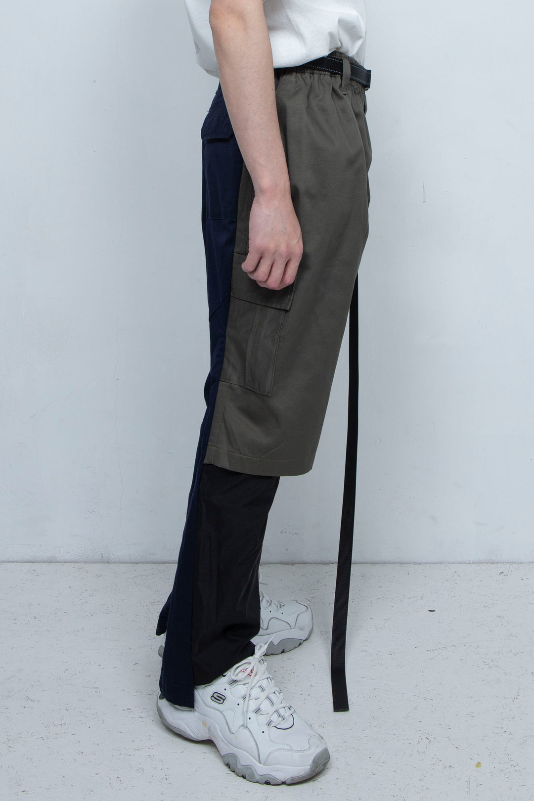 REMILHALF-CAEGO-FRONT KHAKI