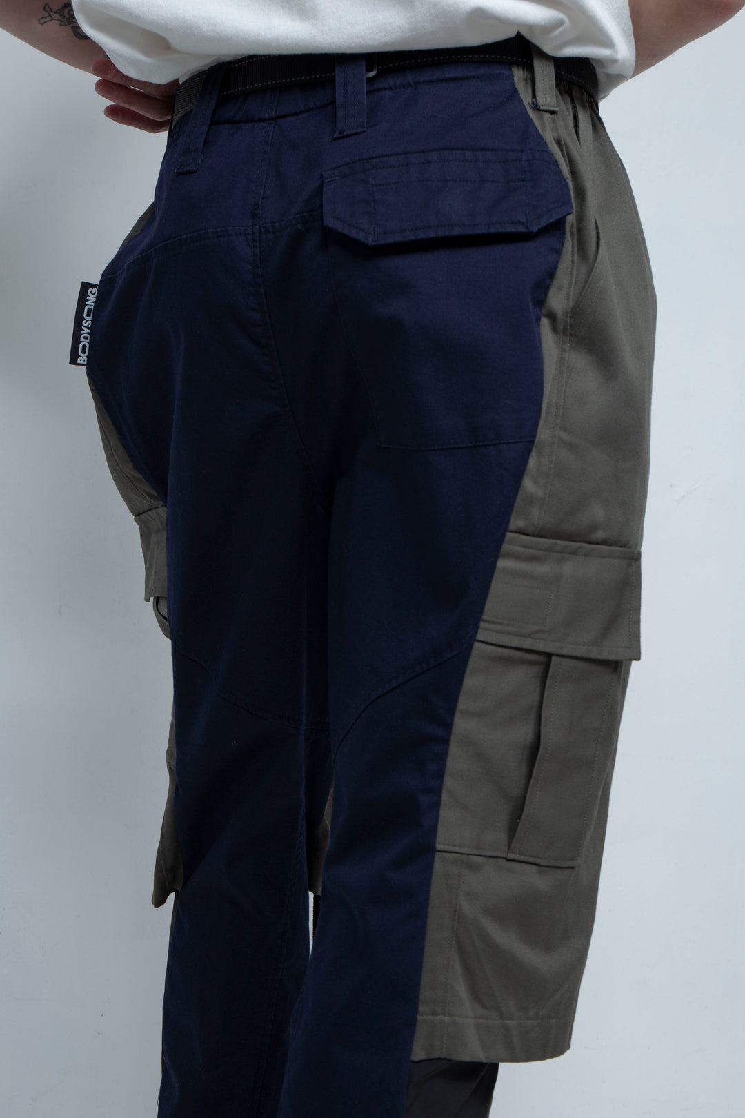 REMILHALF-CAEGO-FRONT KHAKI