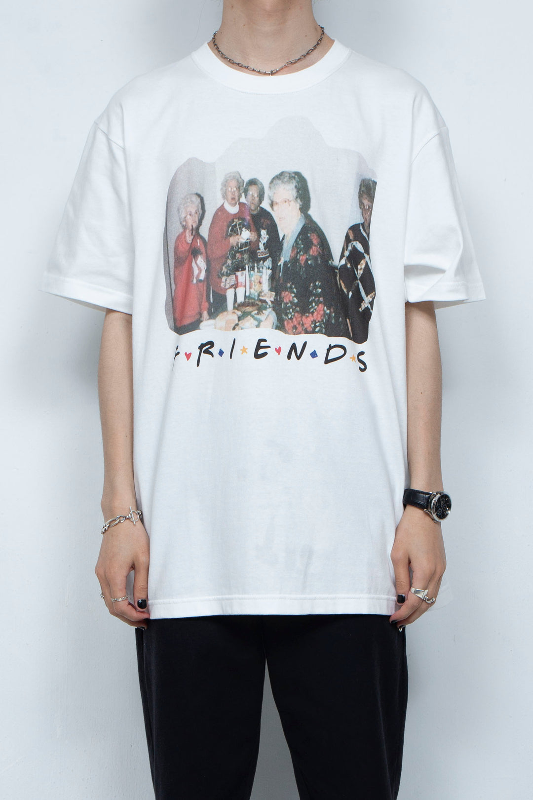 FRIENDS TEE
