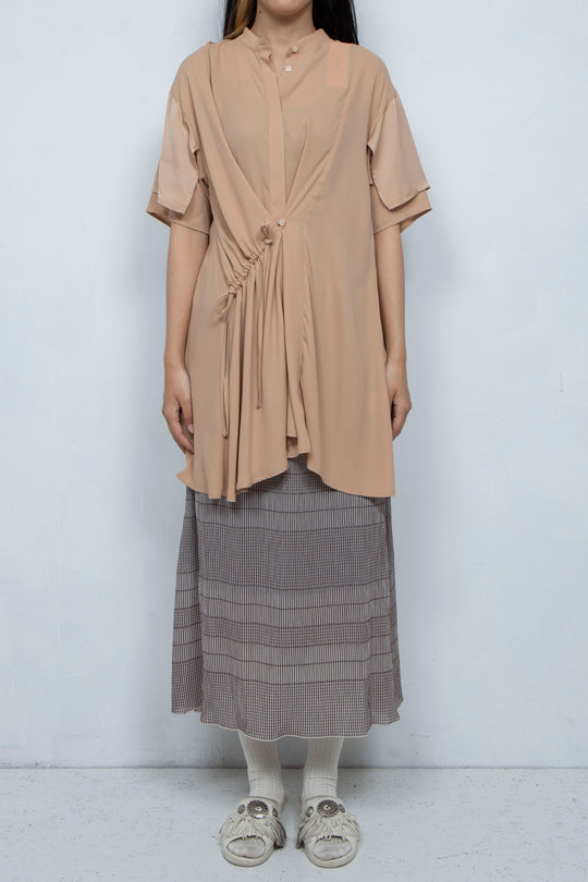 hanging hem shirt
