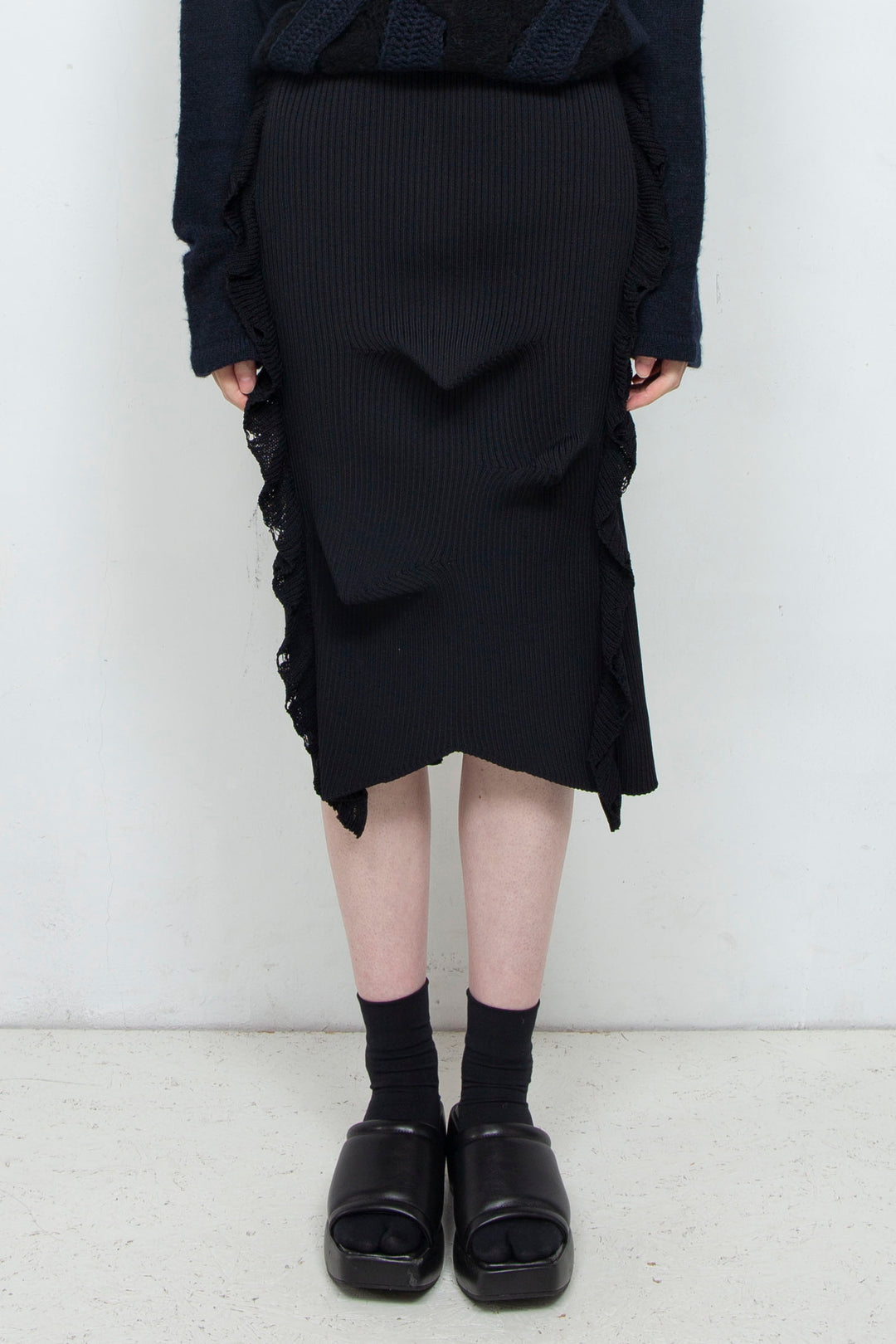 Deformed Skirt Black