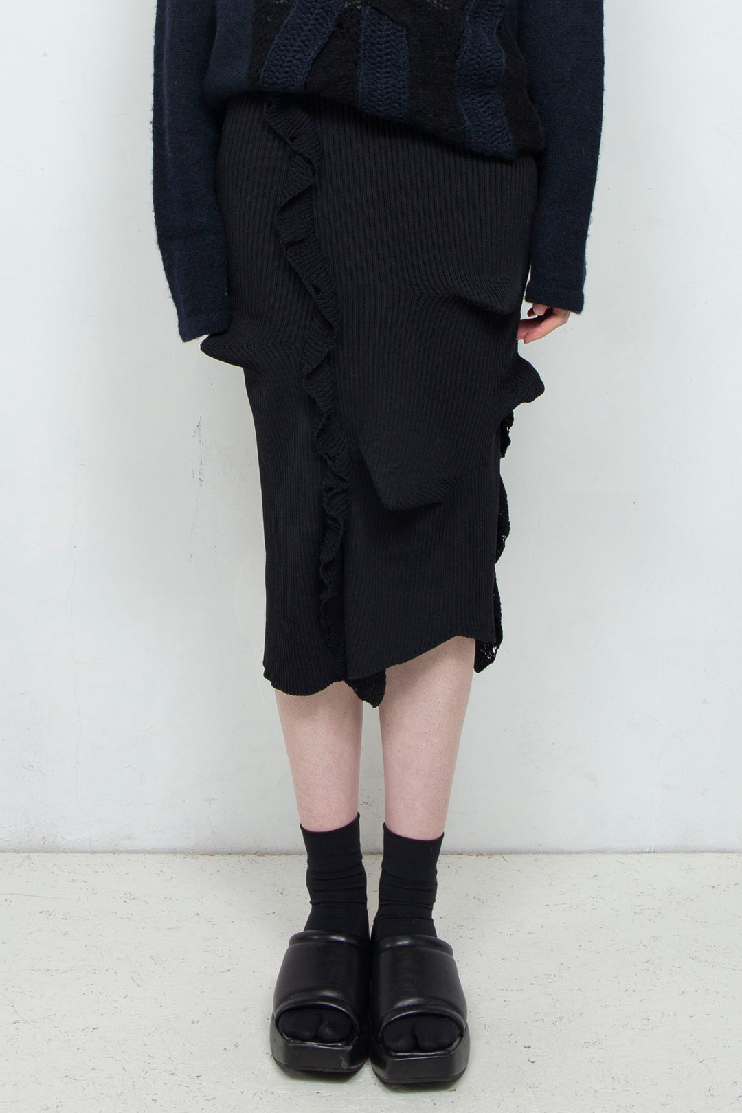 Deformed Skirt Black