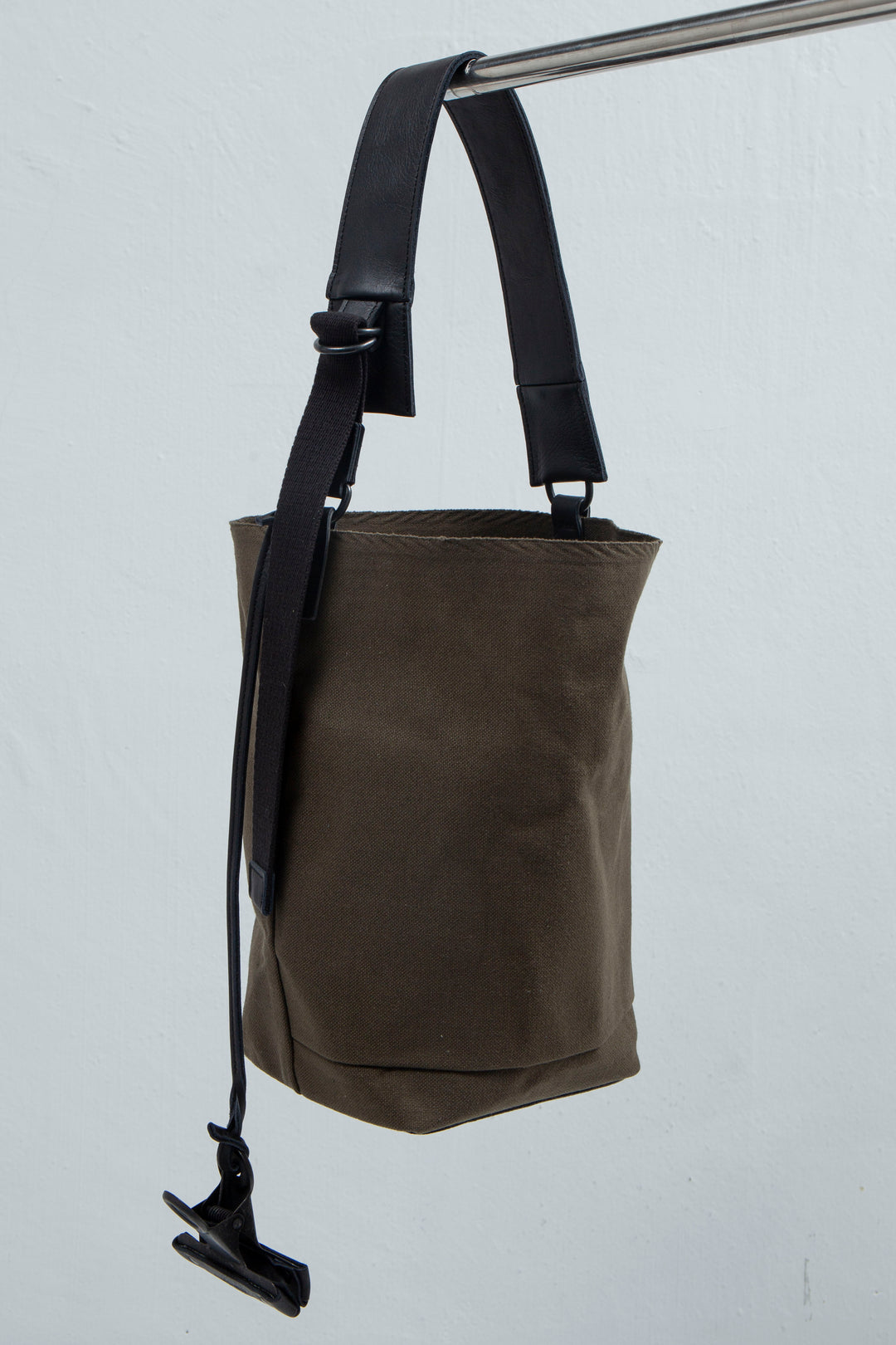 CLIP Bucket SS