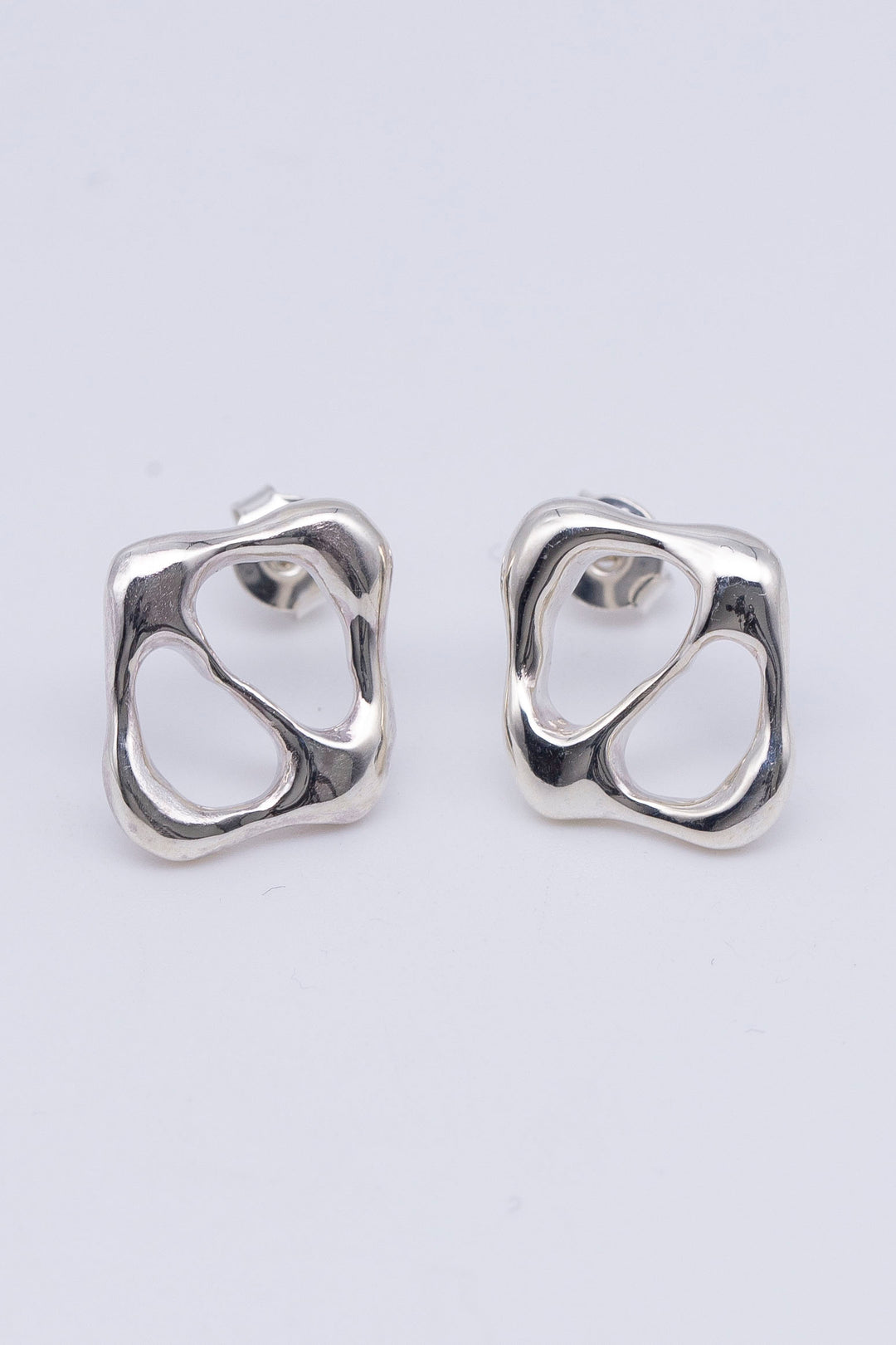 Water droplets P / PIERCE