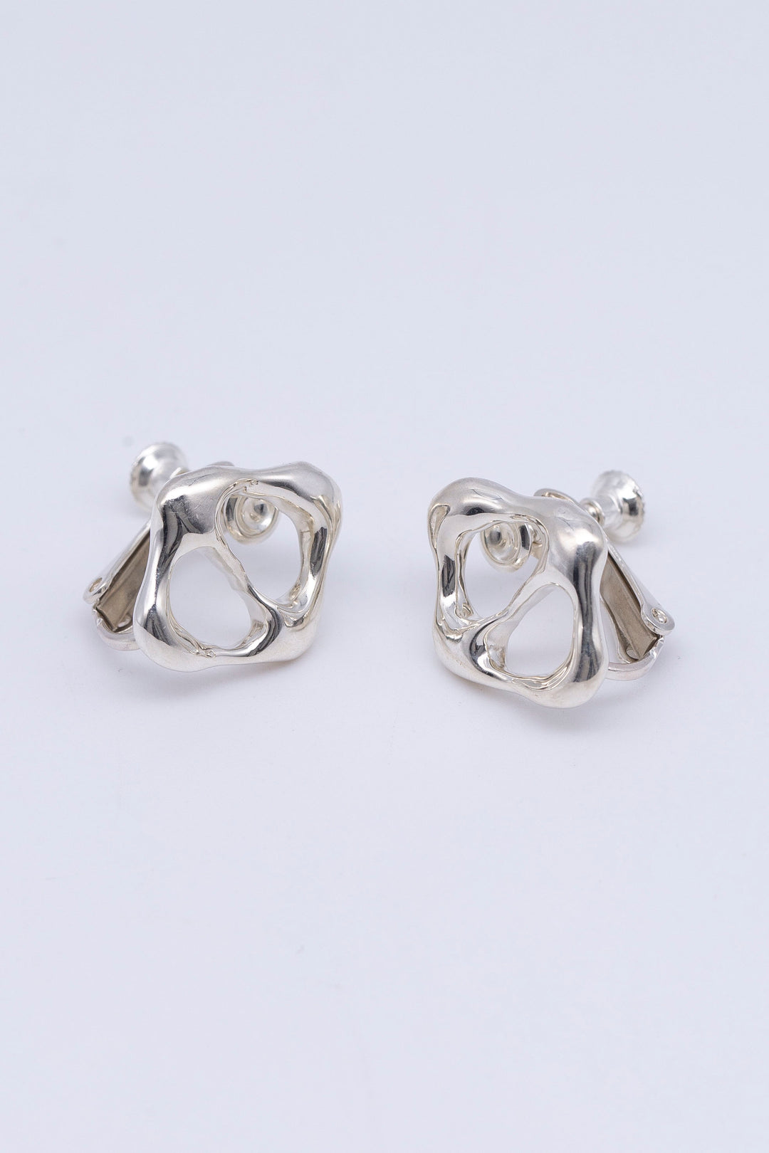 Water droplets E / EARRING