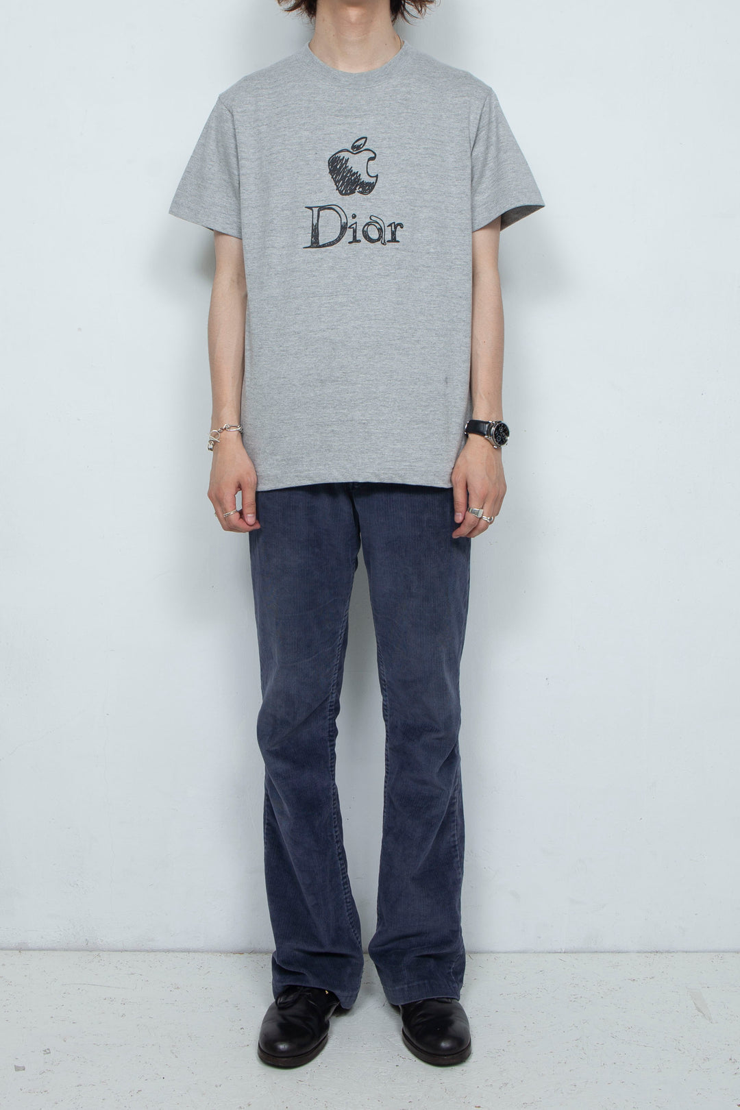 APPLE TEE