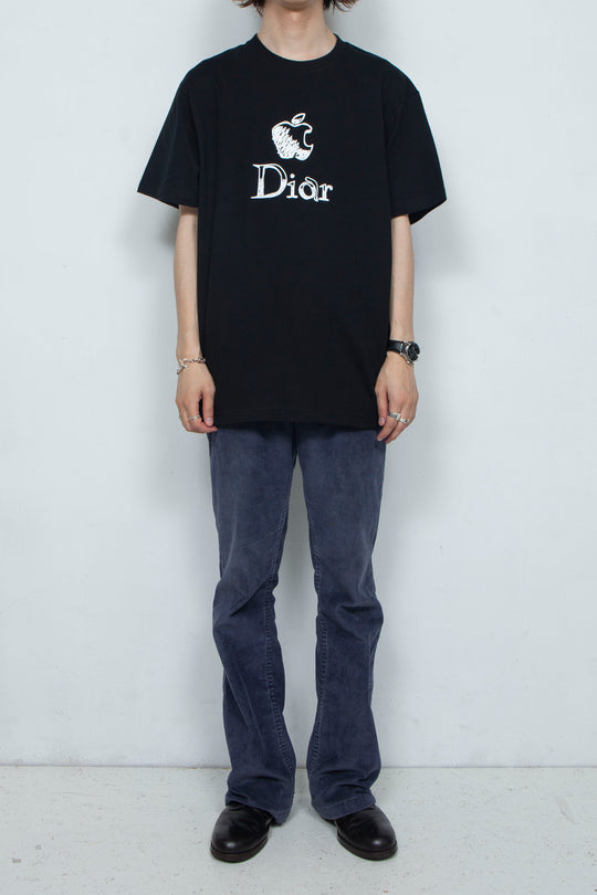 APPLE TEE