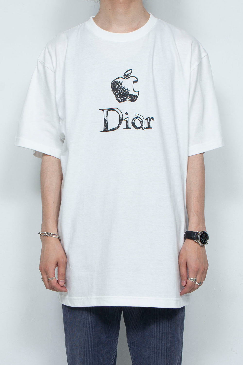 APPLE TEE
