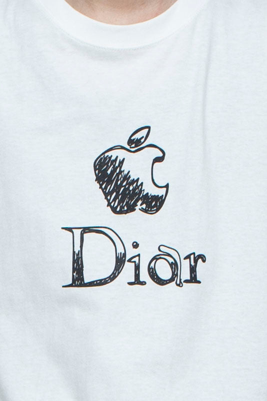 APPLE TEE
