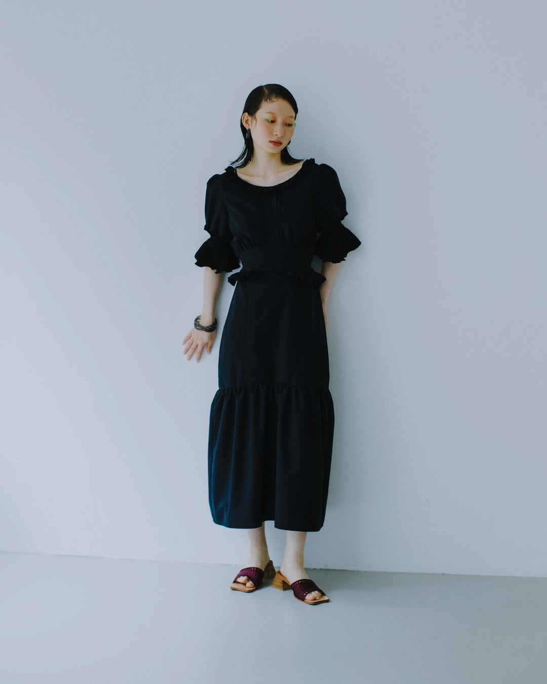 RIB FRILL MIDI DRESS BLACK