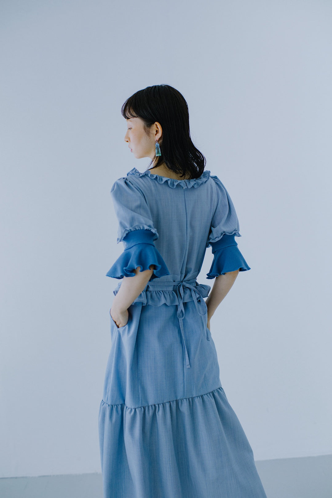 RIB FRILL MIDI DRESS BLUE