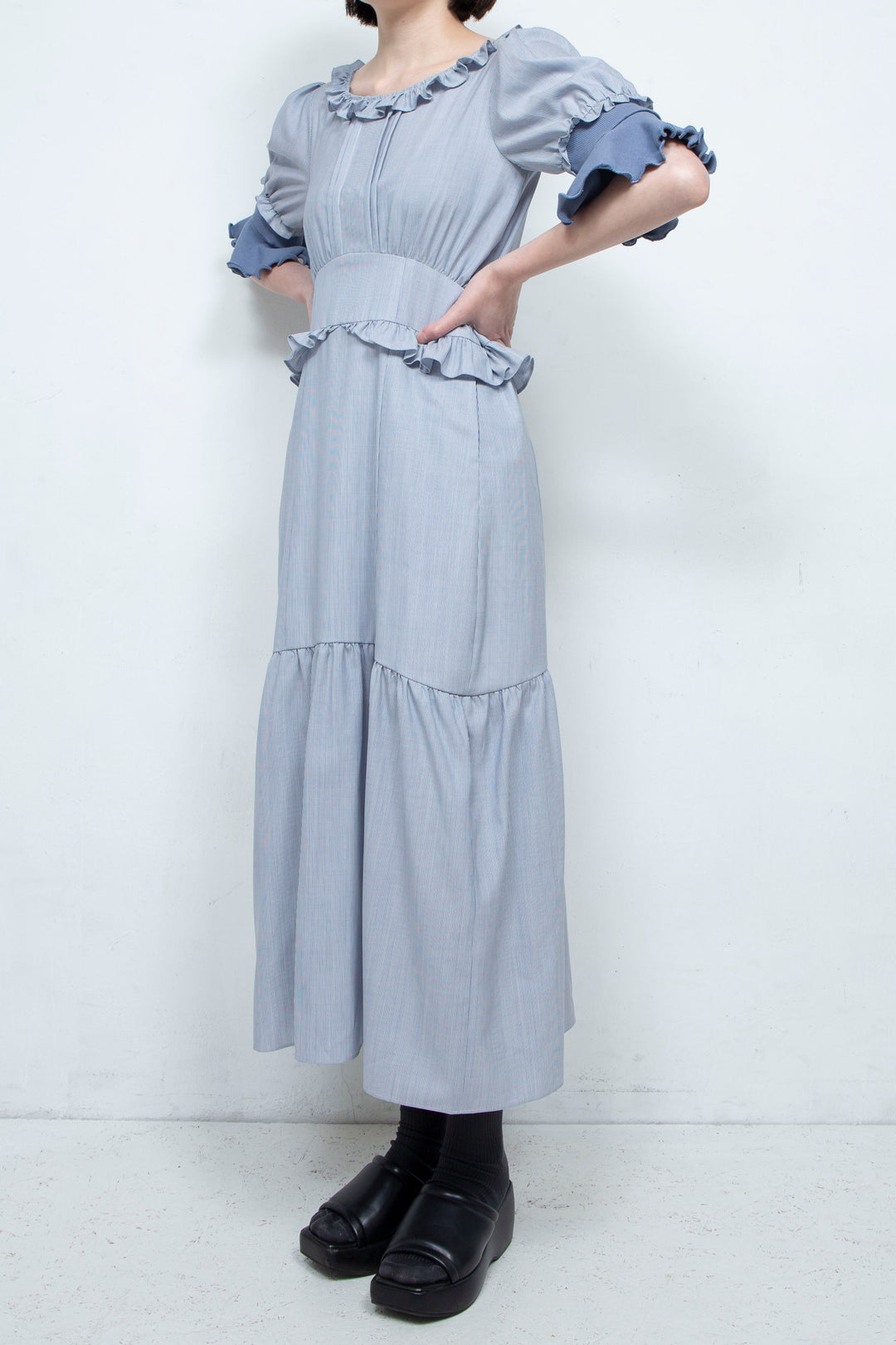 RIB FRILL MIDI DRESS BLUE