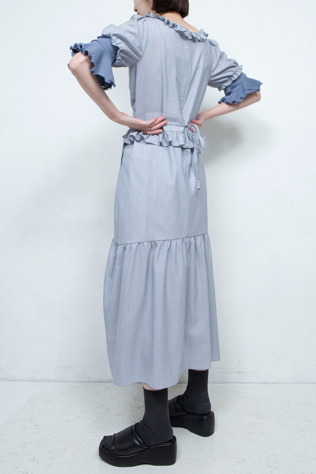RIB FRILL MIDI DRESS BLUE