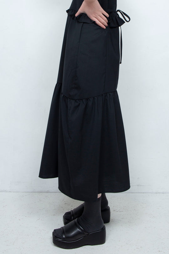 RIB FRILL MIDI DRESS BLACK