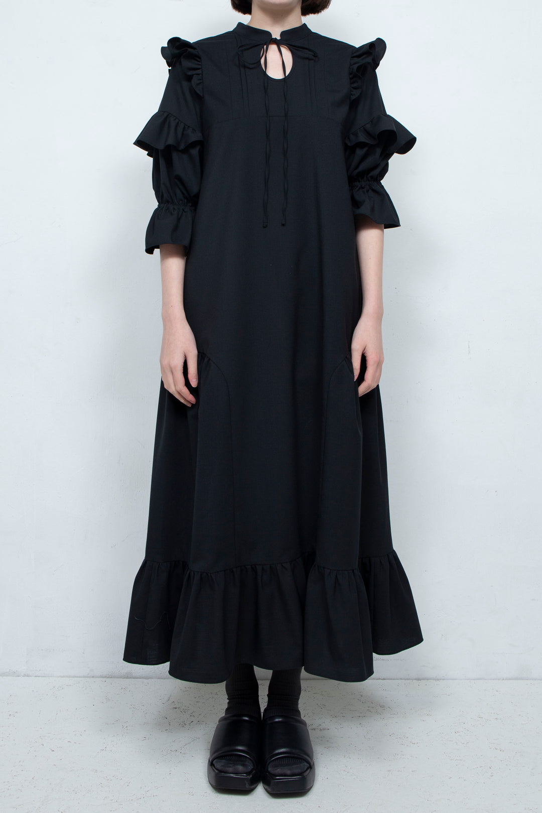 FRILL MAXI DRESS BLACK