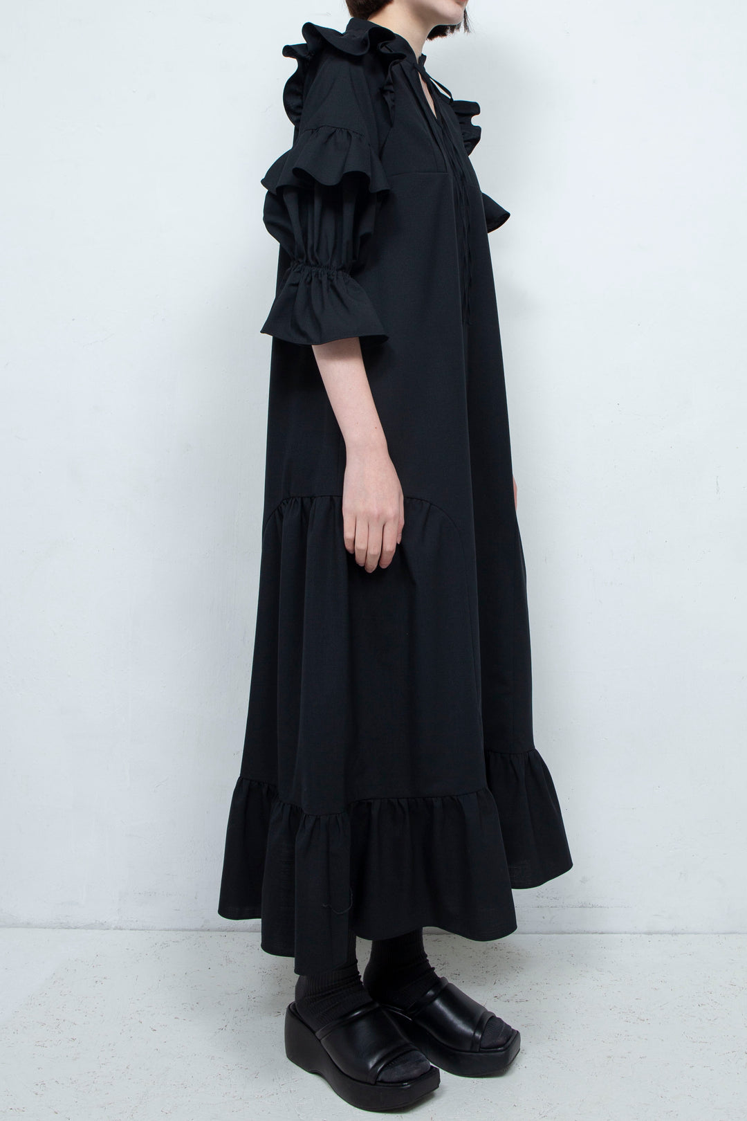 FRILL MAXI DRESS BLACK