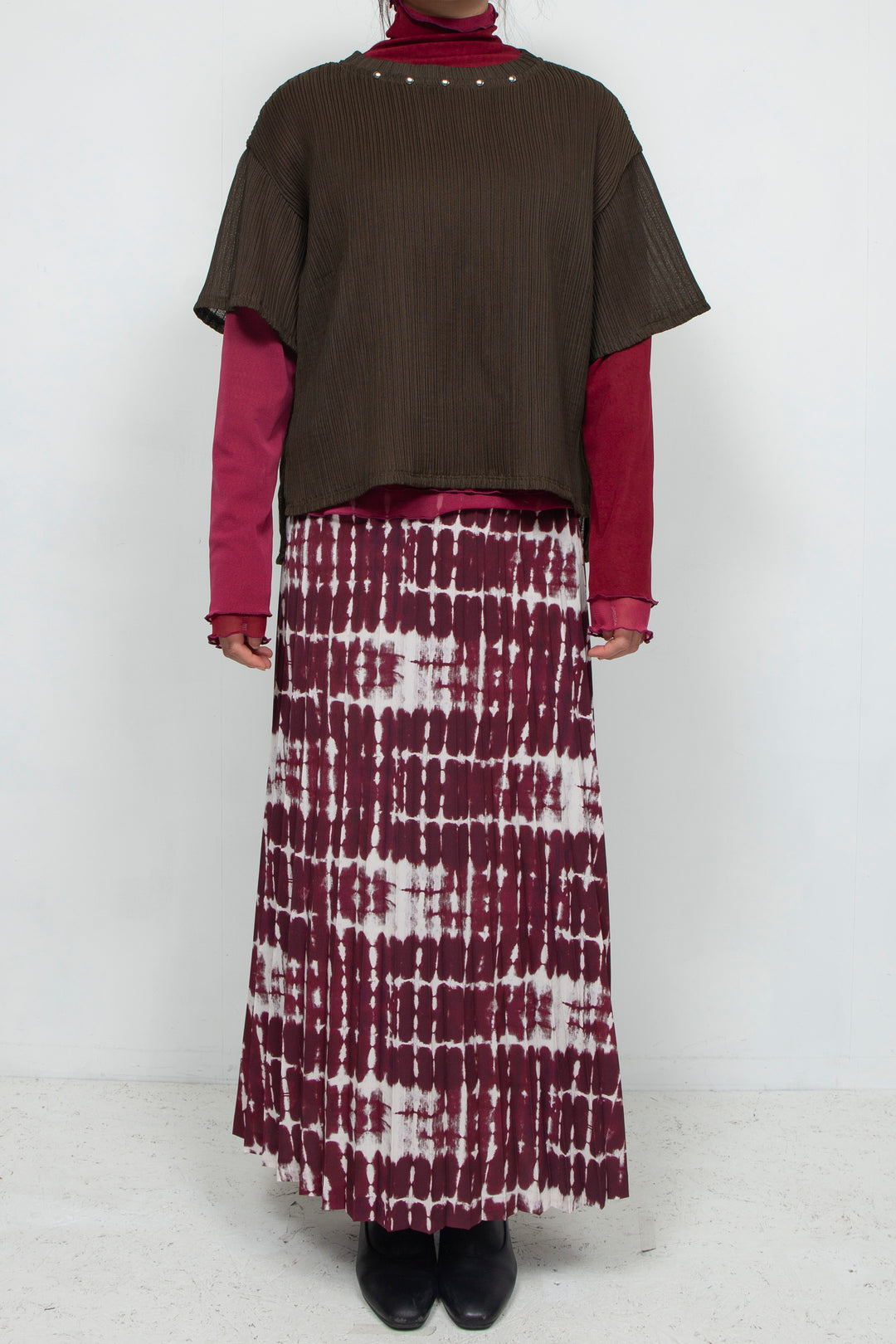 Pleats-like T-shirt KHAKI