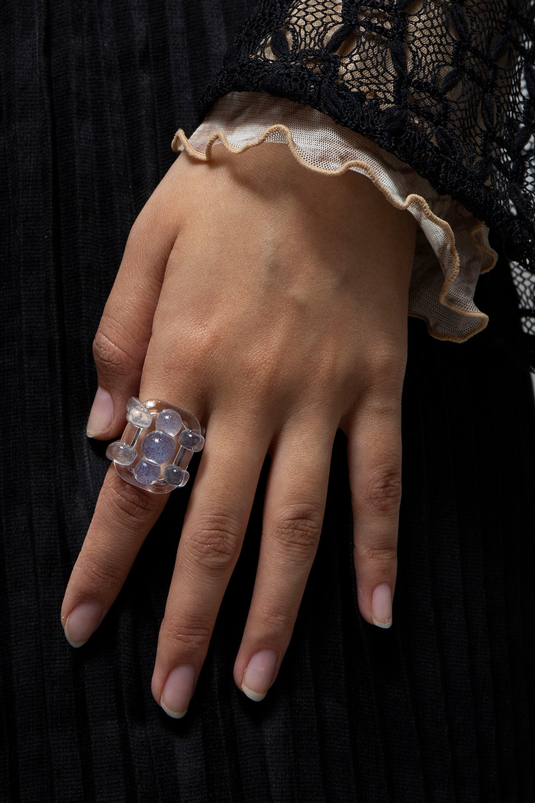 TEARDROP FRAME RING