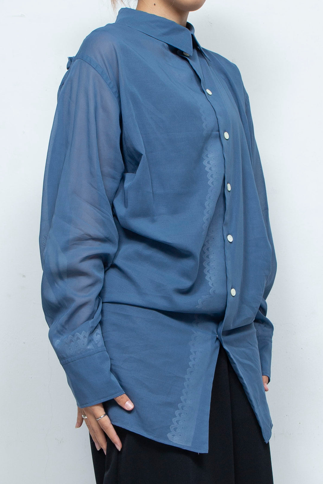 BACK DRAPED SHEER SHIRT BLUE