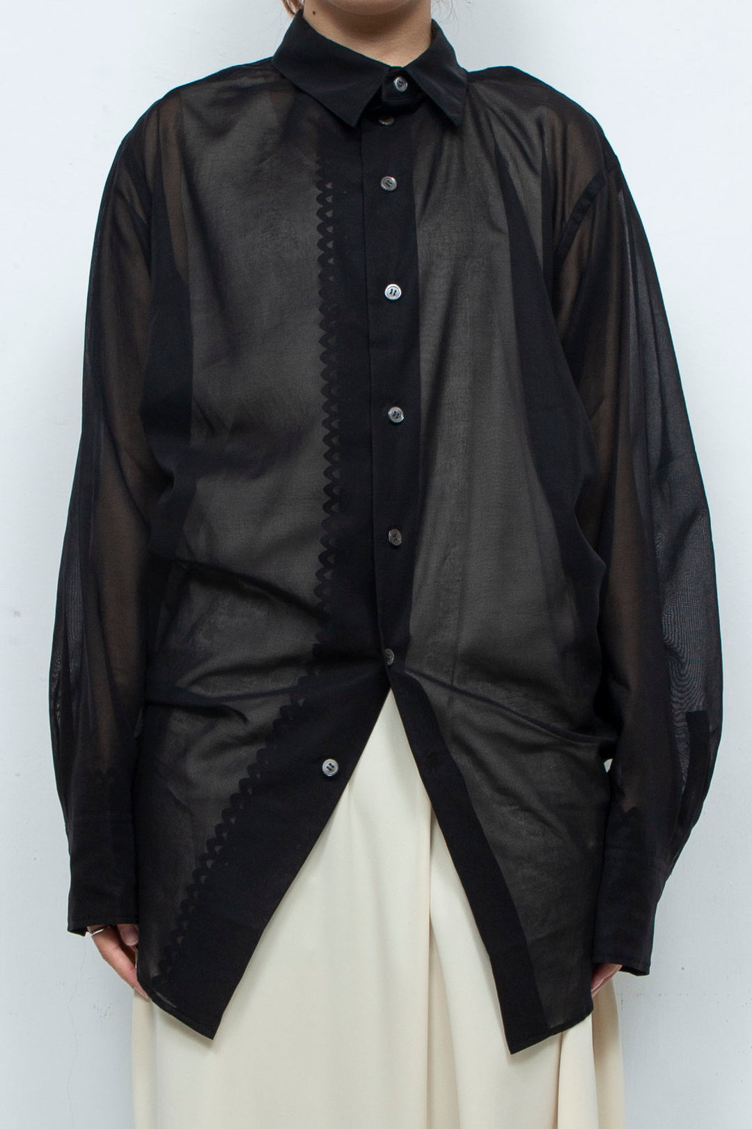 BACK DRAPED SHEER SHIRT BLACK