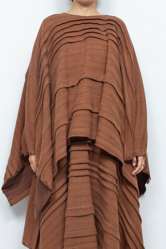 tuck poncho brown