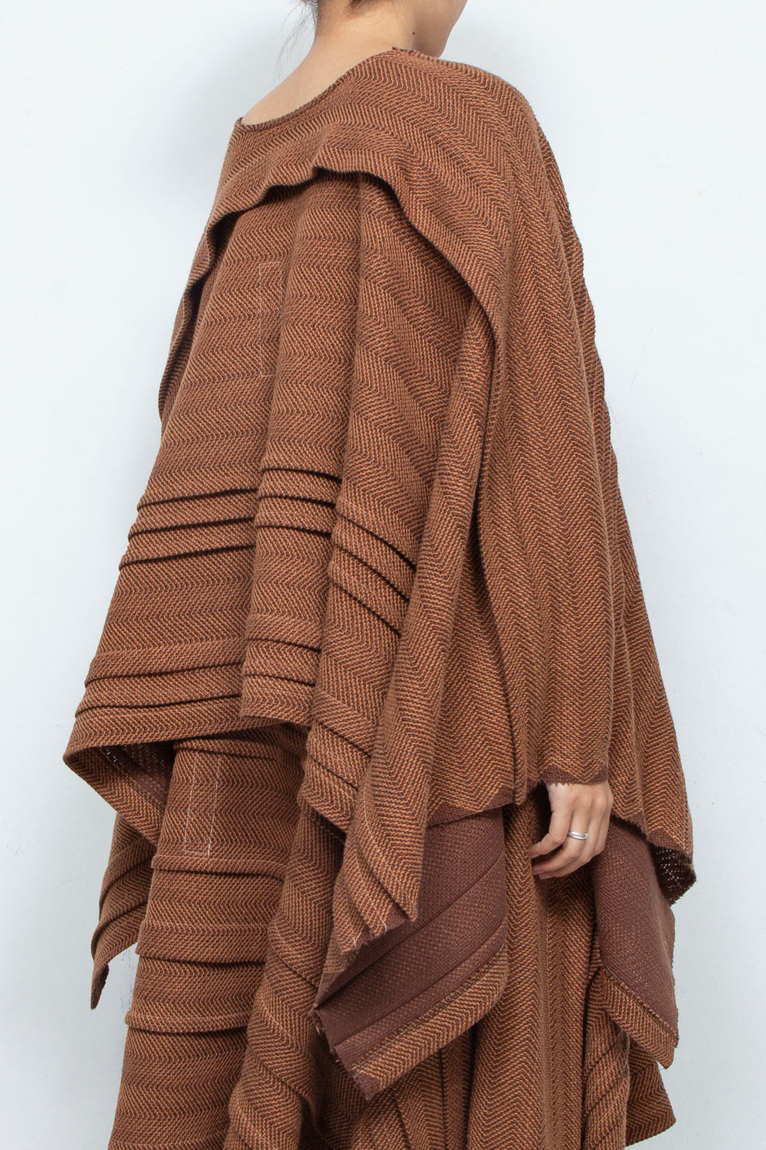 tuck poncho brown