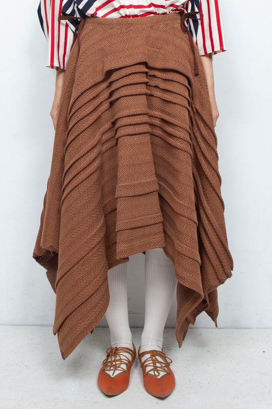 tuck flare skirt brown