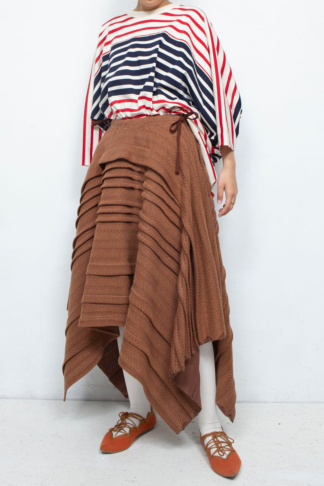 tuck flare skirt brown