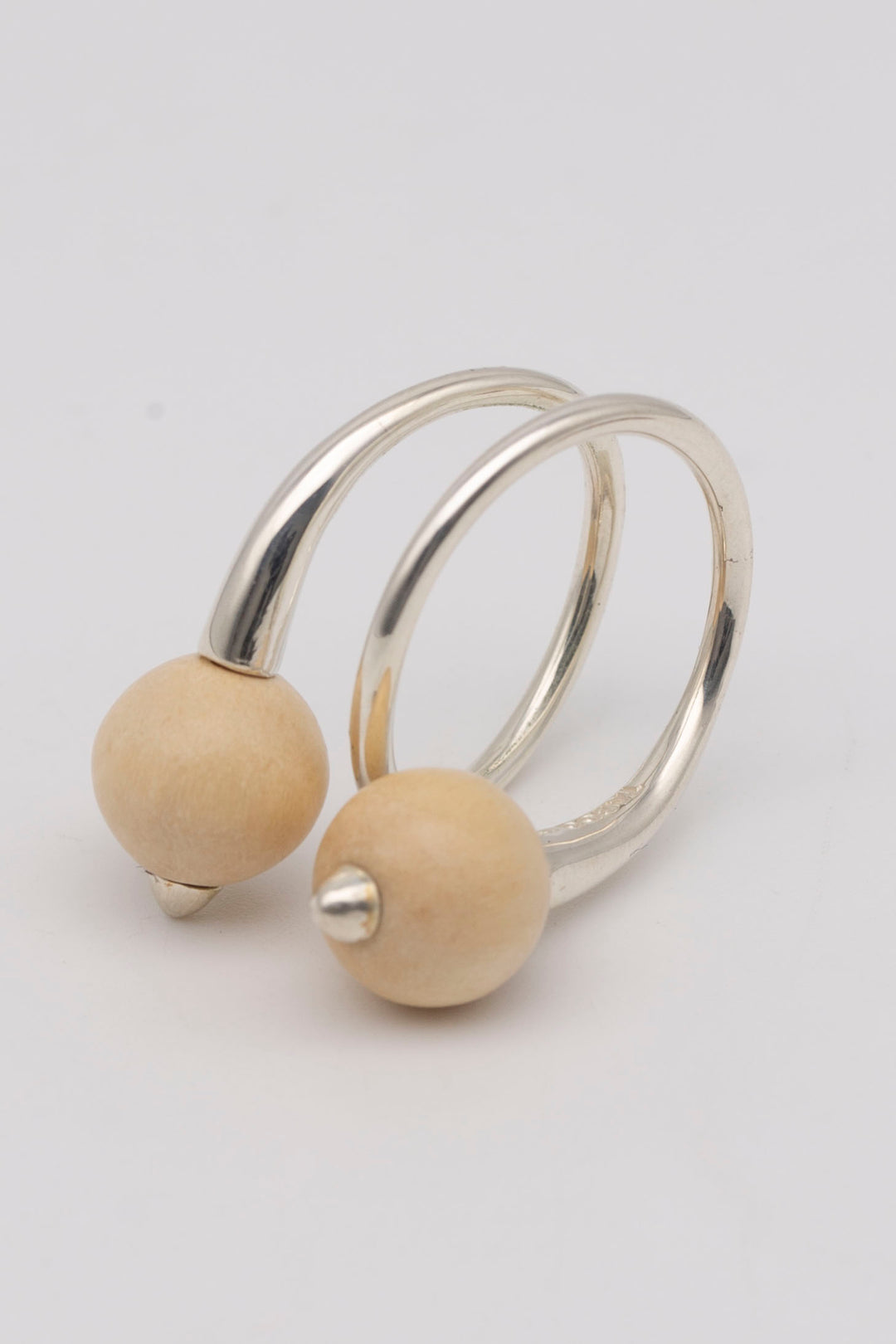 White currant(W) Ring