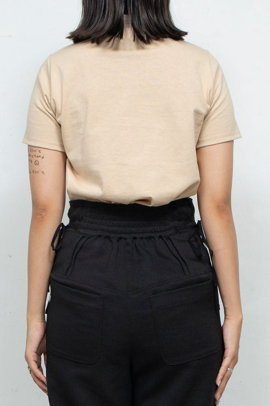 JUICE EMBROIDERY SCARF T-SHIRT BEIGE