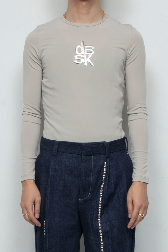 dBSK Motif Slim Fit Tops / BEIGE