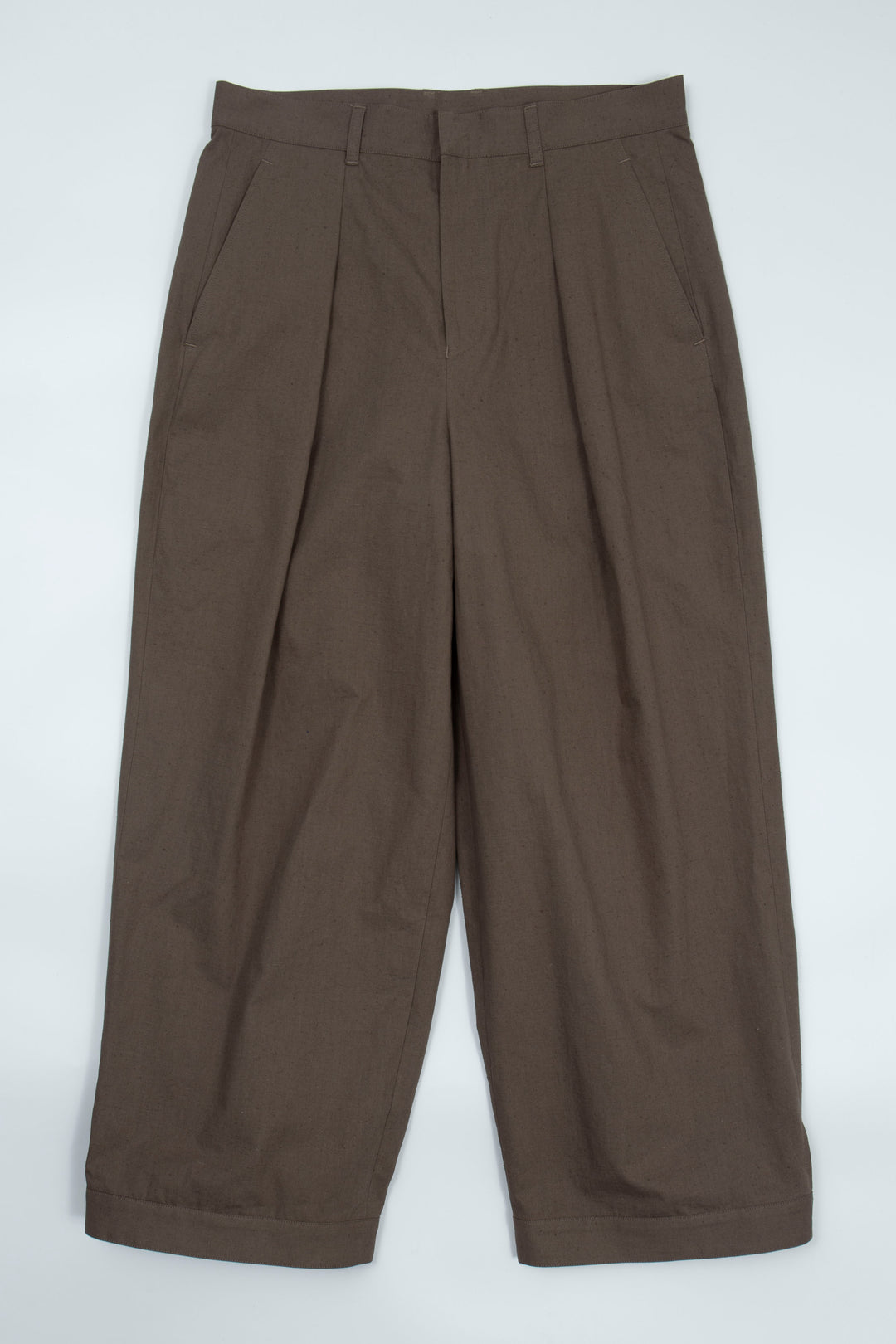 Tuck pants Khaki