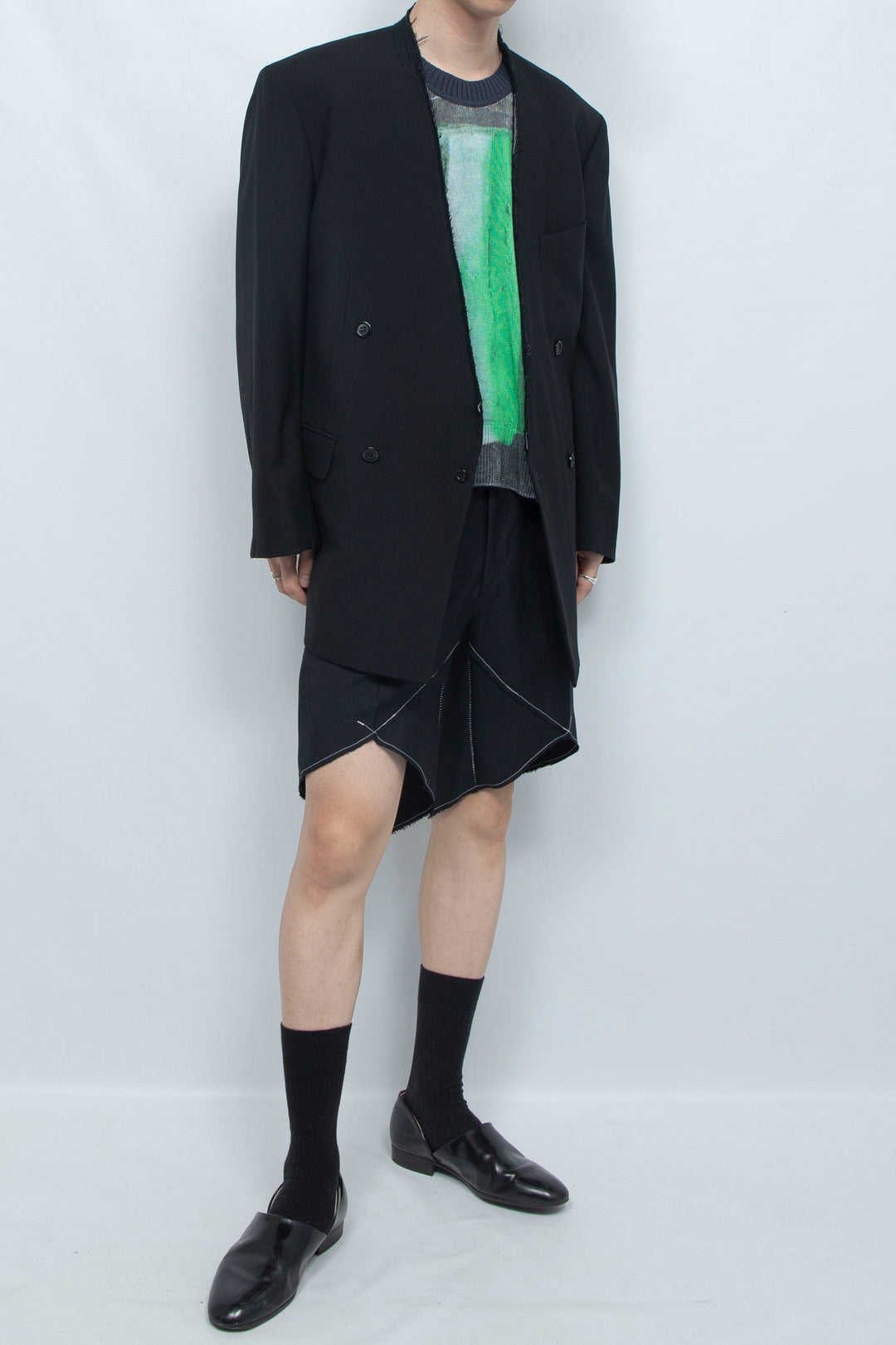 WHITE STITCHING TUXEDO SHORTS BLACK