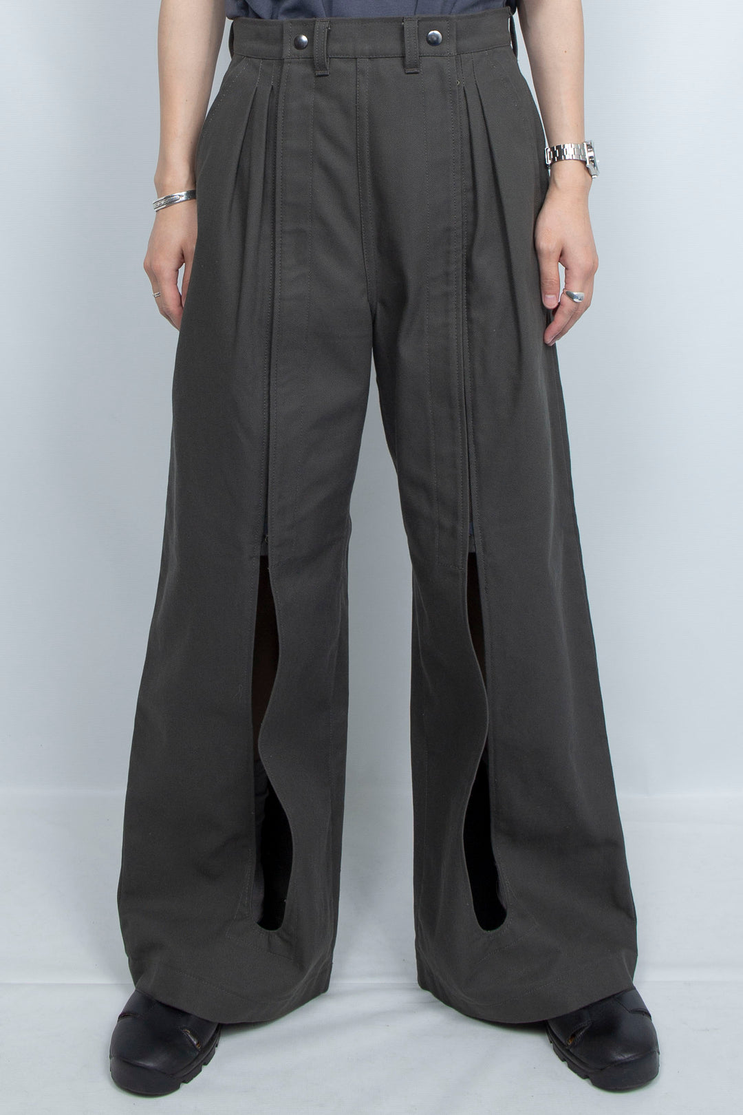 totem slacks charcoal