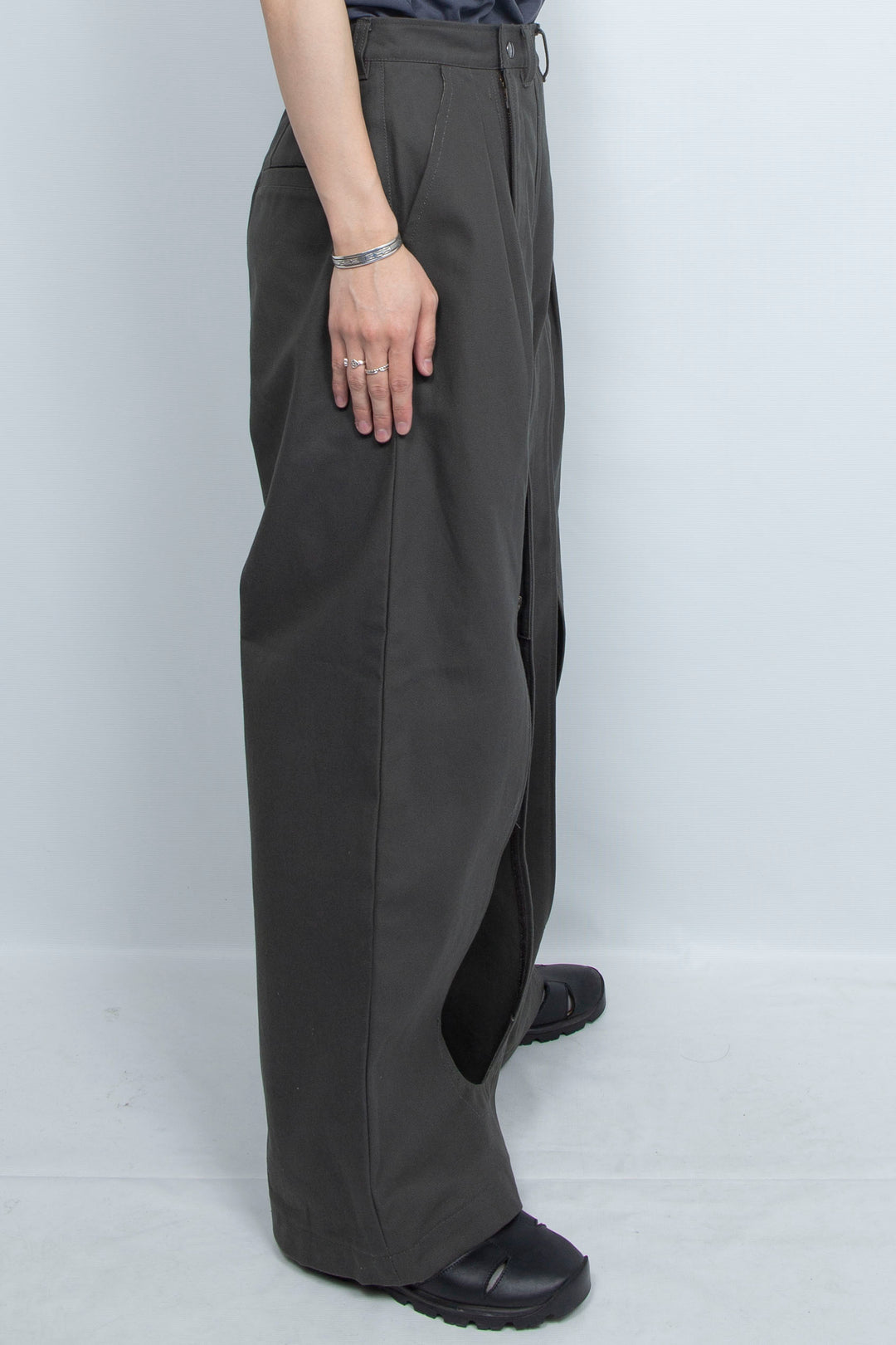 totem slacks charcoal