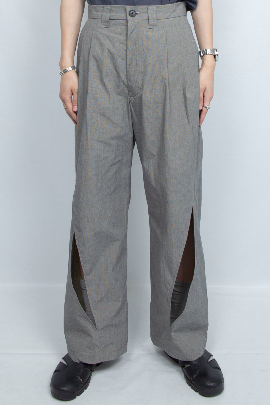 moon slit slacks chrcoal
