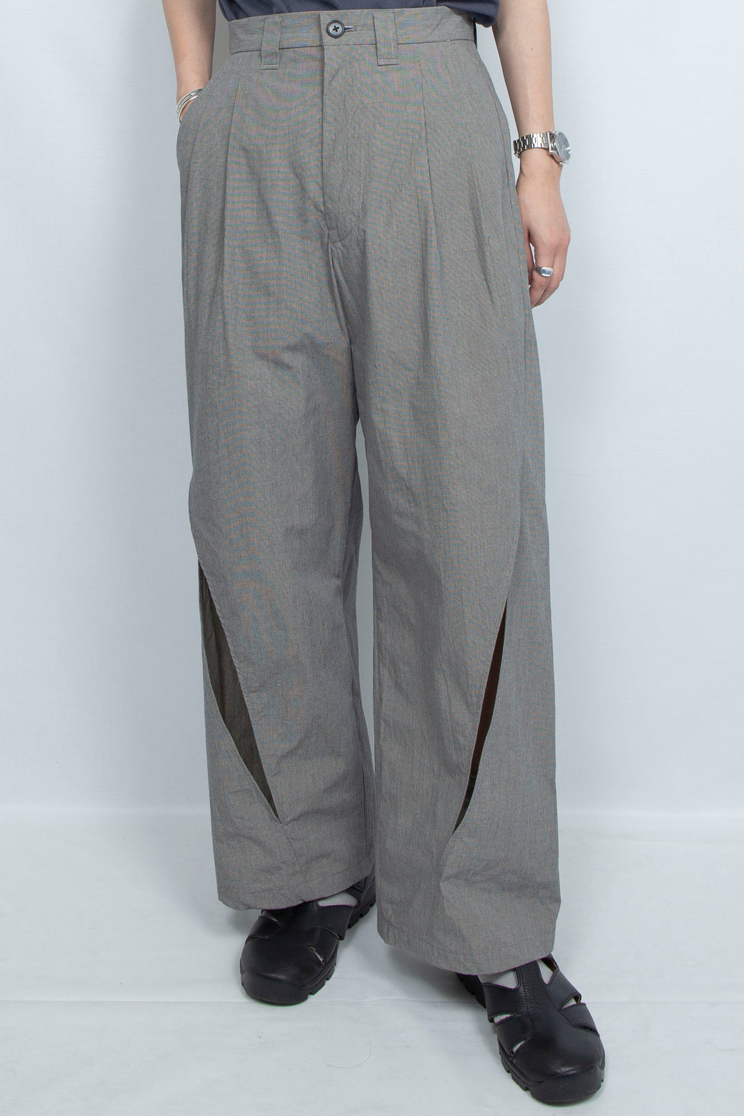 moon slit slacks chrcoal