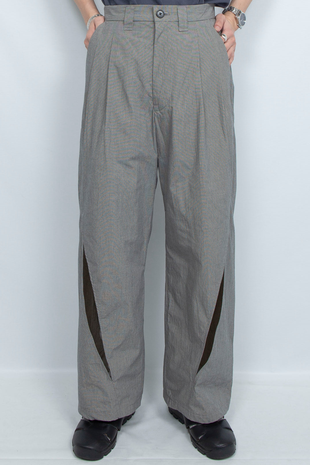 moon slit slacks chrcoal