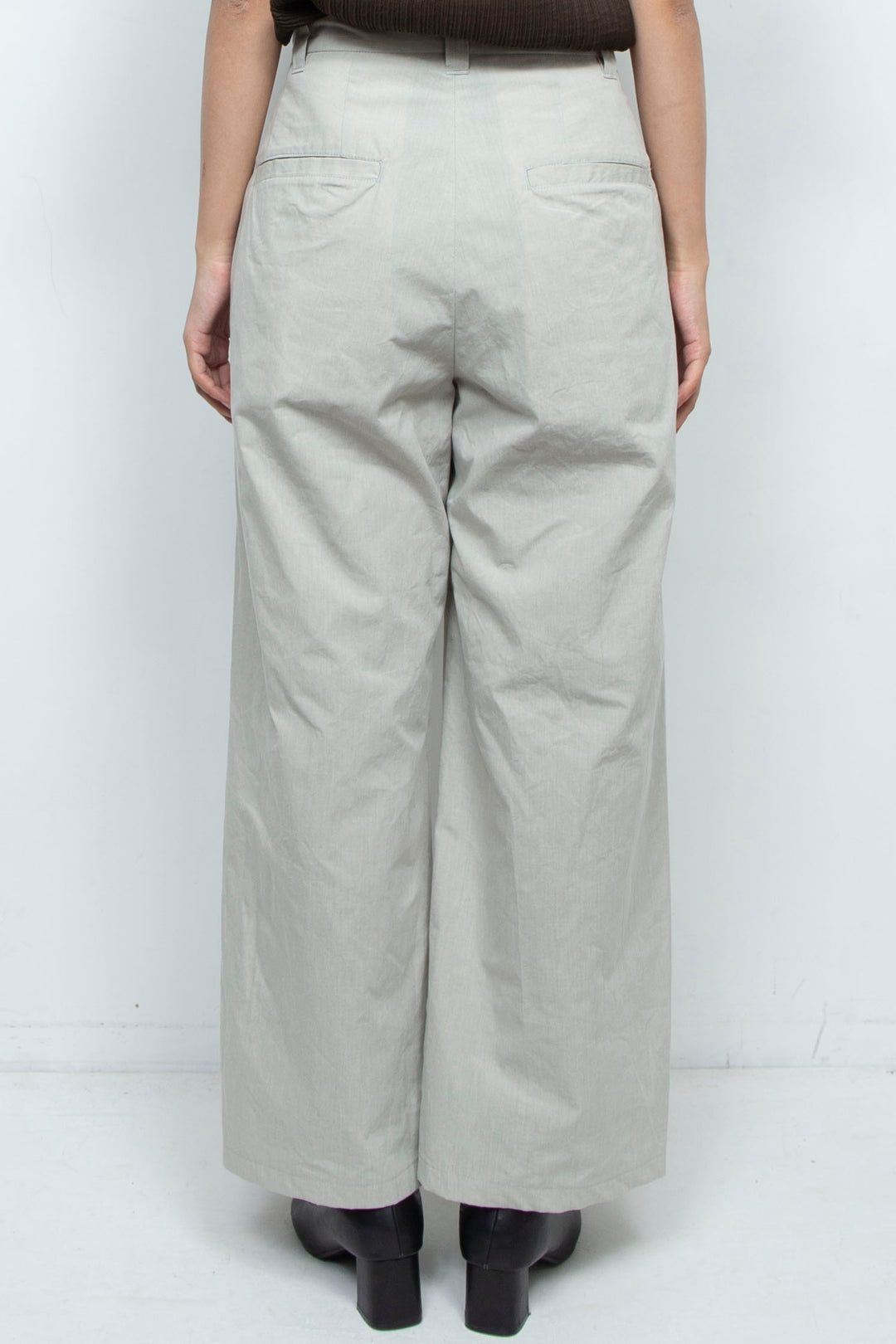 moon slit slacks light gray