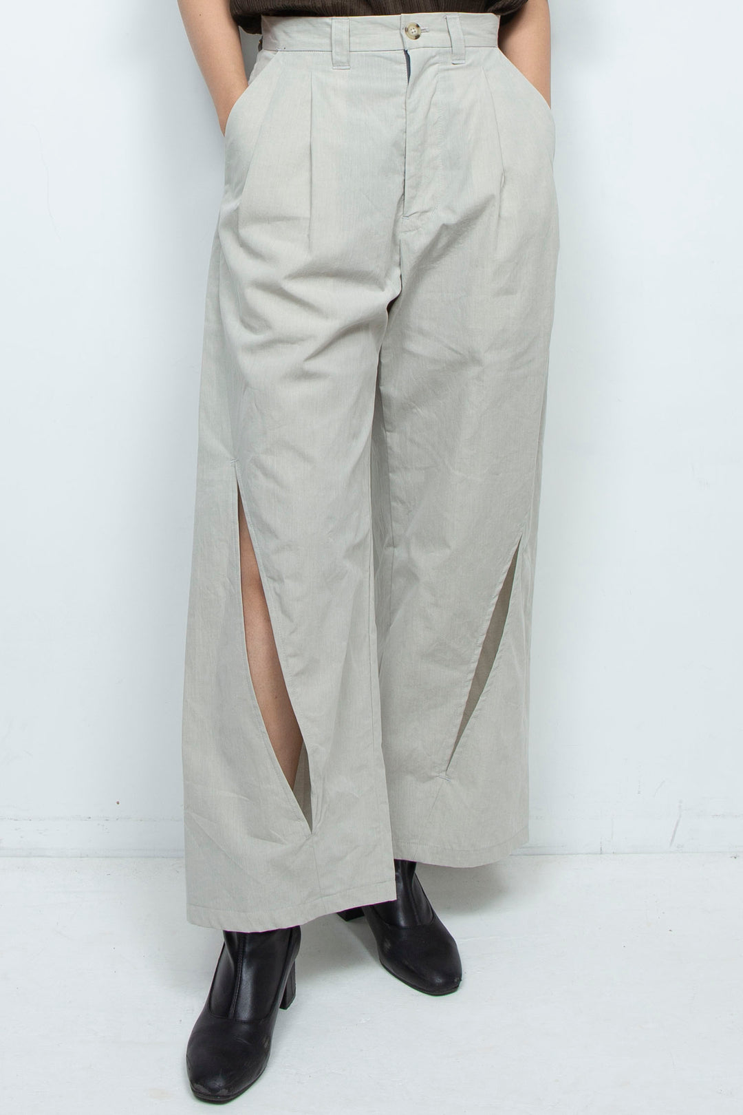 moon slit slacks light gray