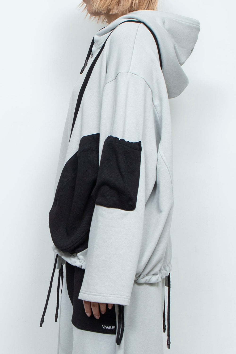 OVERSIZED HOODED GATHERED DRAWSTRINGS GREY SWEATSHIRT