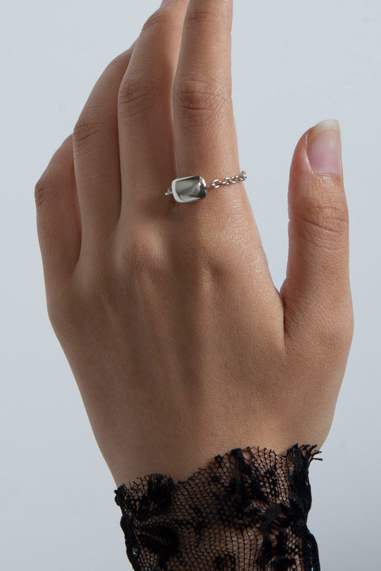 Chewing gum Chain Ring