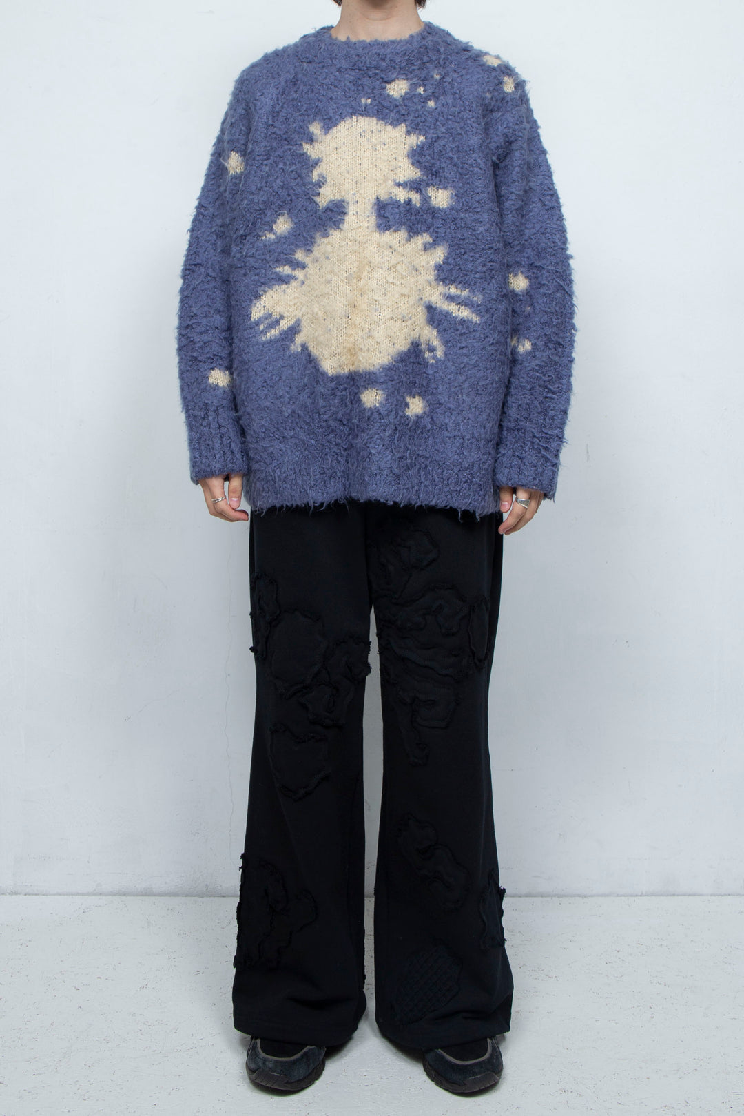 Human face flower shadow knit BLUE
