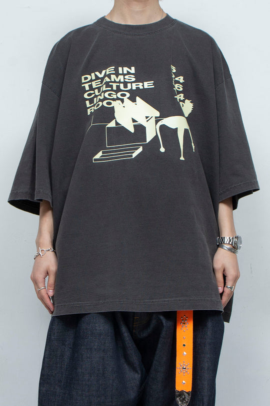 TEE/ROOM BLACK