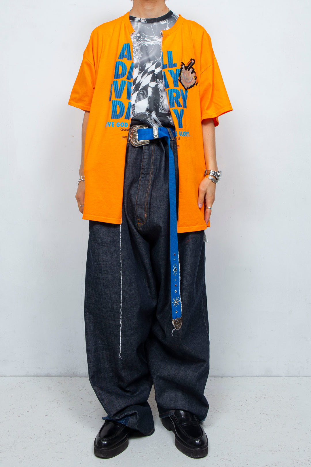 TEE/REVINTAGEEMB ORANGE