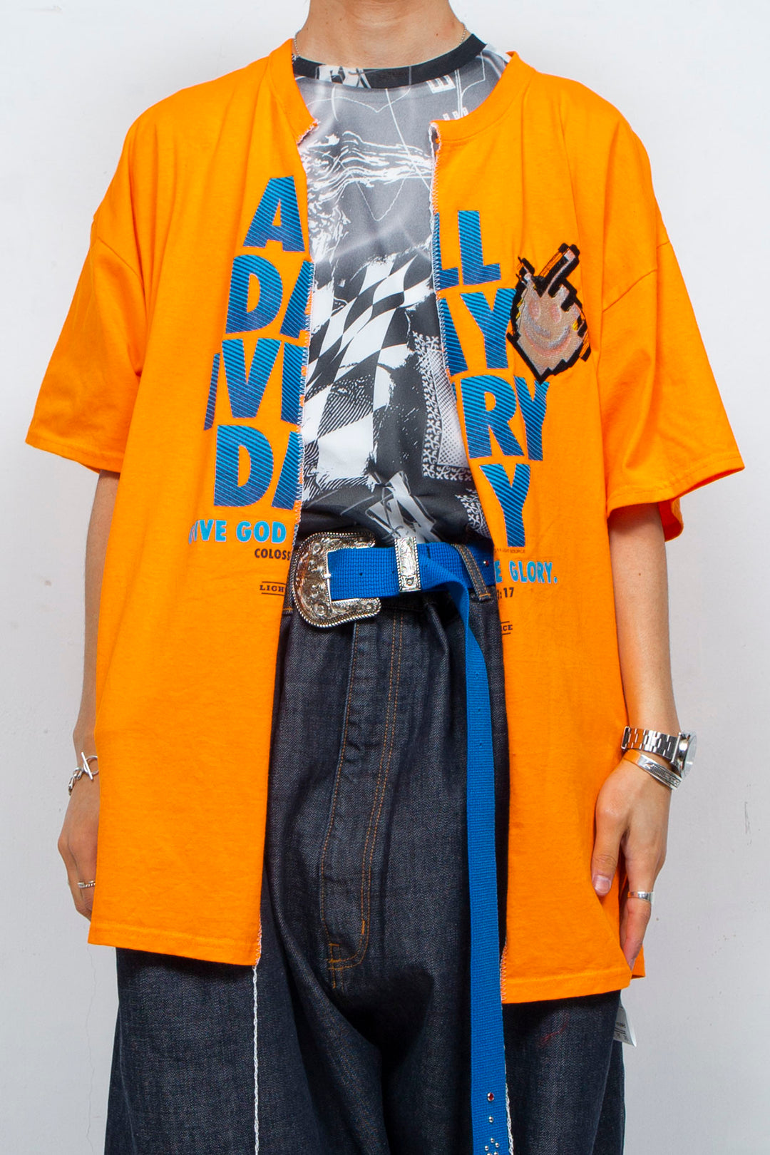 TEE/REVINTAGEEMB ORANGE