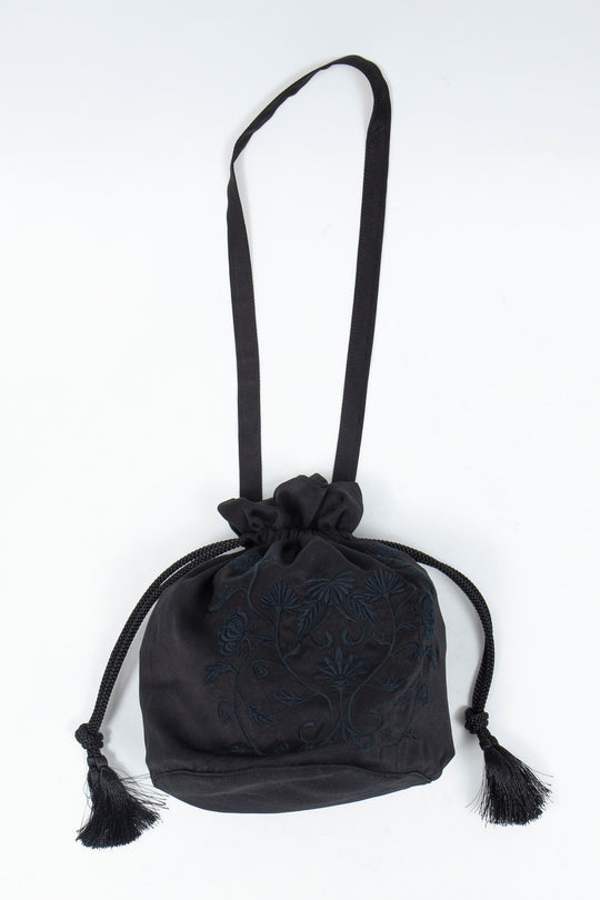 KIKU Embroidered Drawstring Bag Black