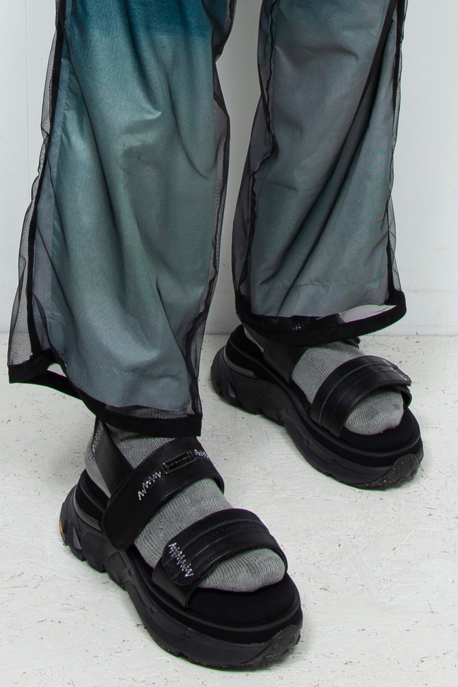STITCH WORK DOCKING LEATHER SANDALS