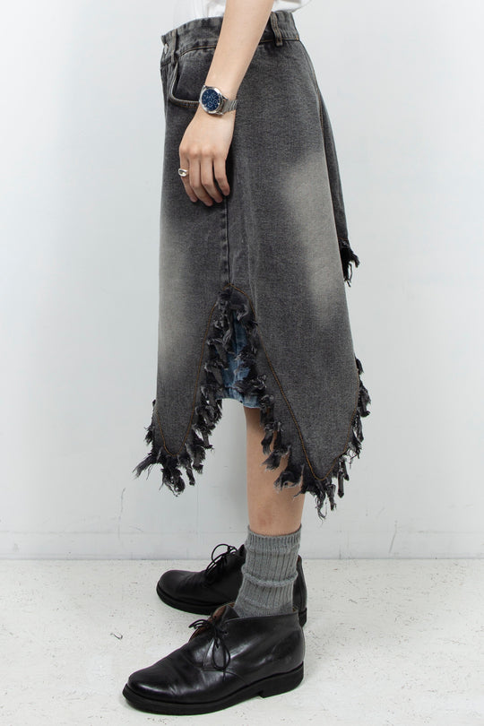 Grey denim double layered shorts
